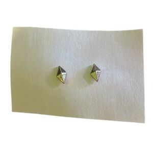 Faux Gold Diamond-Shaped Earrings